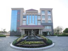 Hotel Grapevine Varanasi