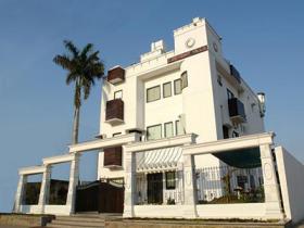 Hotel Cresent Villa Varanasi