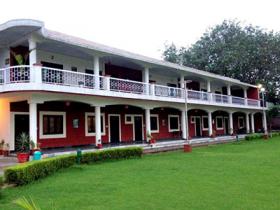 Hotel Garden View Resort Agra