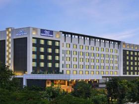 Hotel Crystal Sarovar Premiere Agra