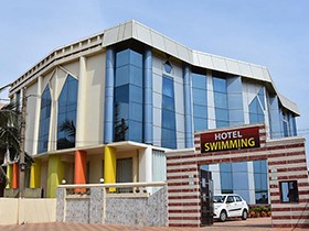 Hotel Swimming Puri