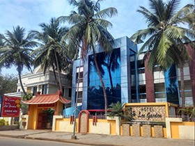 Lee Garden Hotel Puri