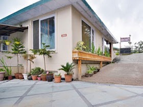 Hotel Aangan Regency Shimla